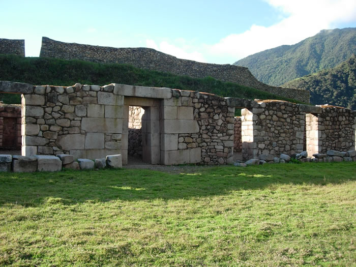 VILCABAMBA TREK