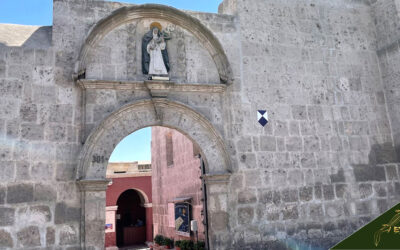 Guide to Santa Catalina Monastery Peru: History, walks, Facts, Maps & Tours