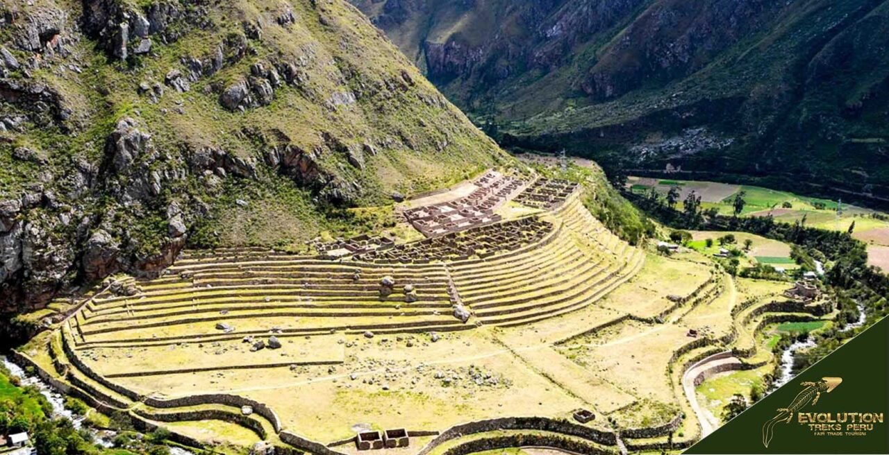 Patallacta Peru Guide: History, Hiking, Facts & Tours