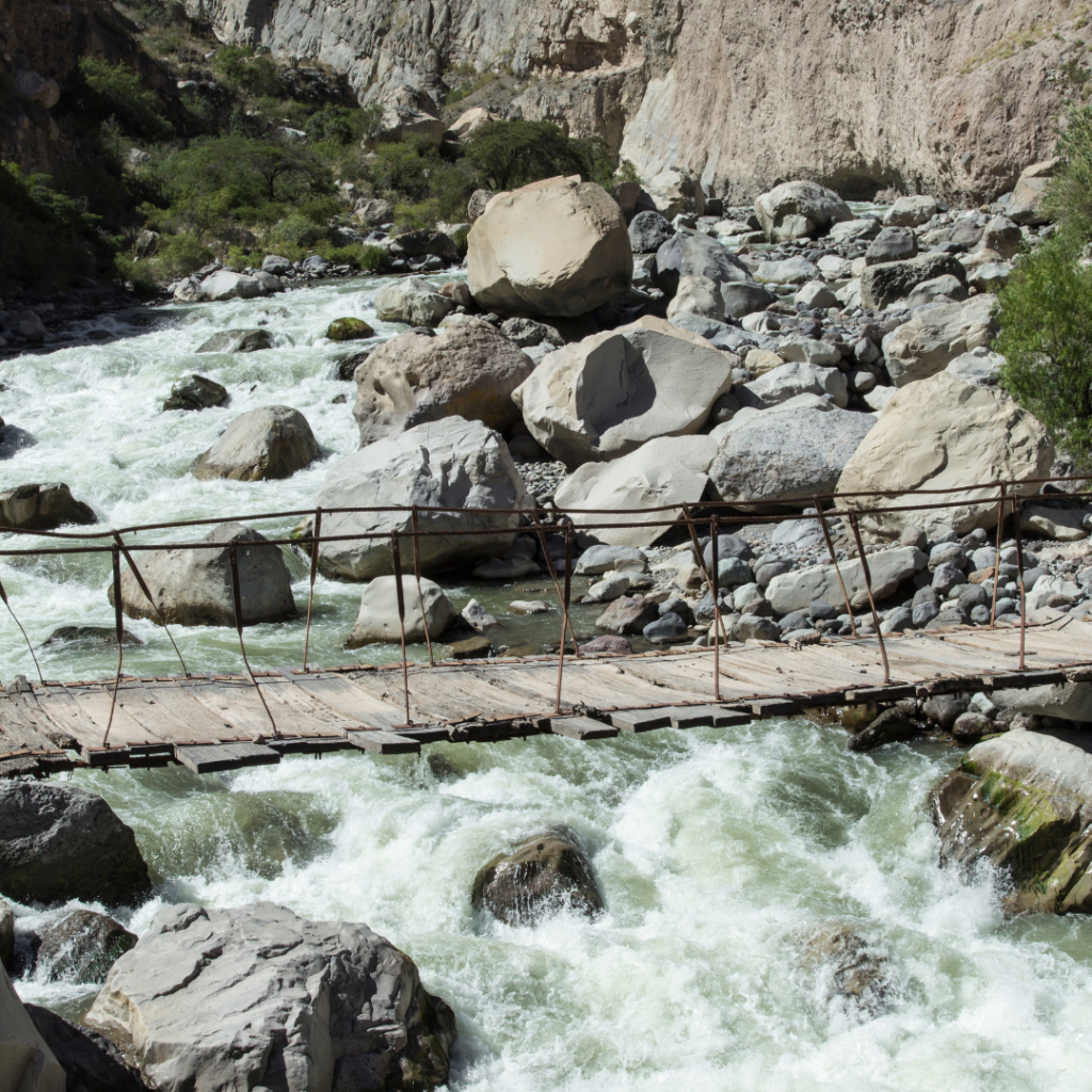 Rio Cotahuasi Peru Guide: Tours, Hiking, Maps, Buildings, Facts and History 5 Rio Cotahuasi Peru Guide: Tours, Hiking, Maps, Buildings, Facts and History